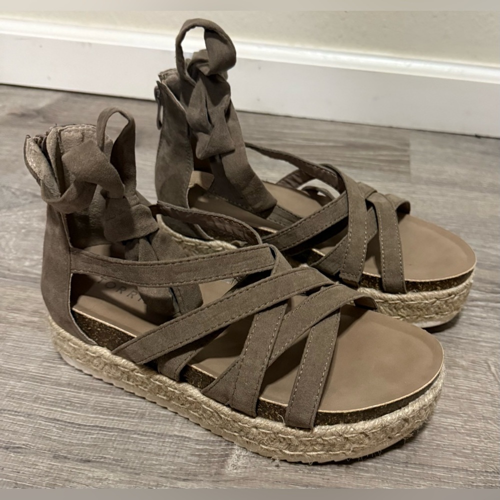 Torrid Lace Up Platform Sandals | Taupe Strappy Espadrille | 7.5WW - Picture 4 of 6
